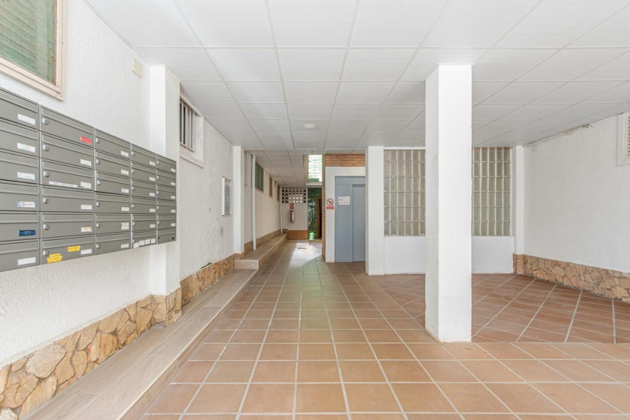 Sand1-Apartamento En La Playa, Centrico, Parking Y Clima Apartment Roses Bagian luar foto
